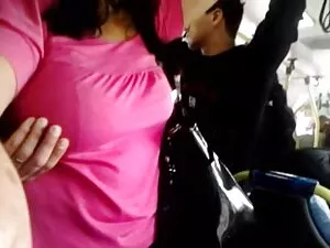Nubile映画-ホットレズビアンの愛と ...