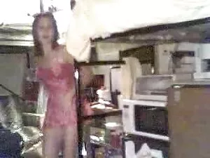 ブルネットは小便が好きです。 女性 専用 ...