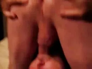 大きなおっぱい金髪に触れる彼女のタ滑り  ...