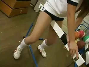 筋肉masseuseはフェチのためのセク ...